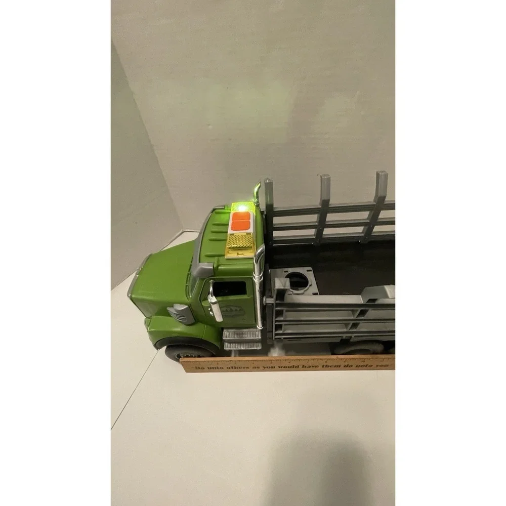 LIME GREEN & BLACK Freightliner  122SD  DBL-AXLE ROGUE Log TRUCK Mr Logging Serv